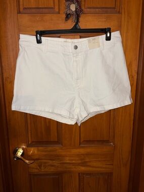 Women Size 17 Universal Thread White High-Rise Denim Shorts